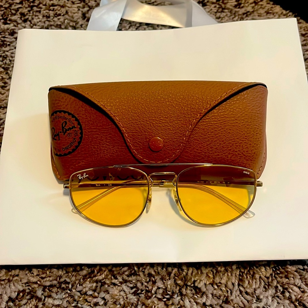NEW: Ray Ban Sunglasses